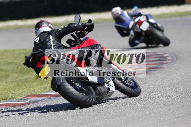 /43 08.08.2025 Discover the Bike ADR/Bike 1 gruen/235